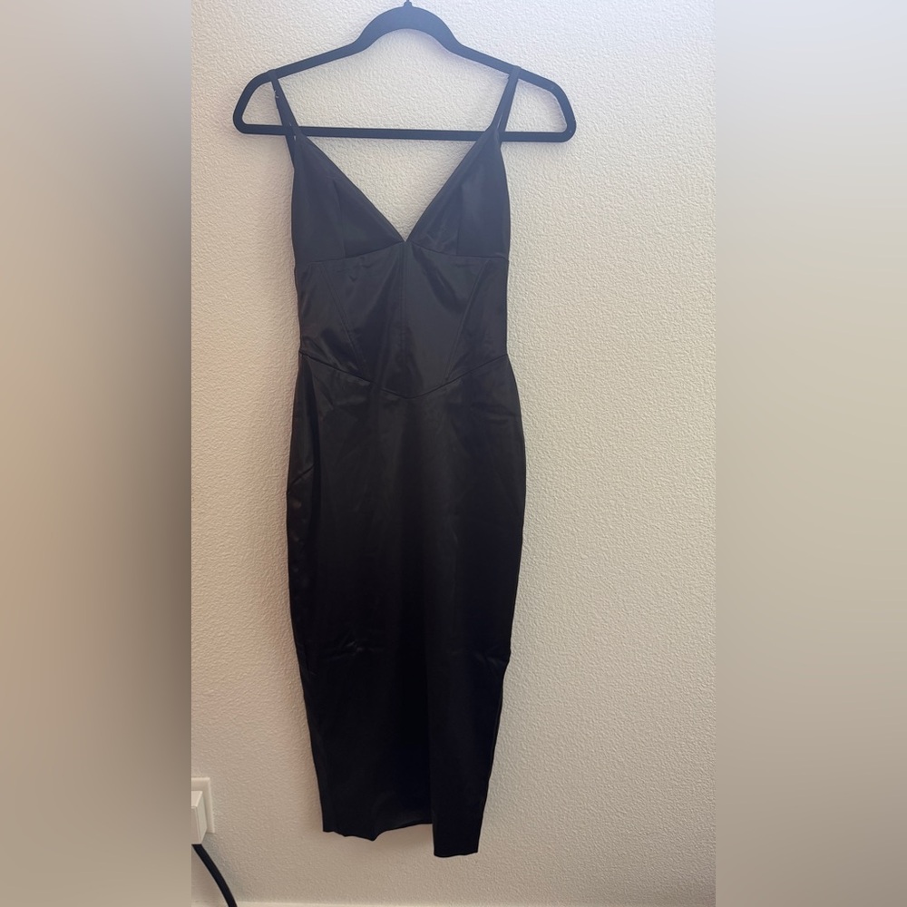 Meshki corset style bodycon midi dress - Picture 3 of 10